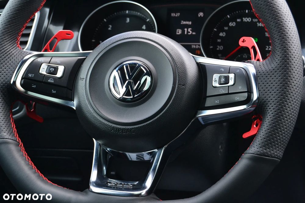 Volkswagen Golf 2.0 TDI BMT GTD DSG - 33