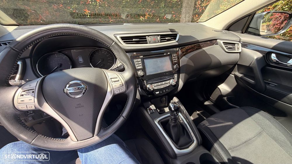 Nissan Qashqai 1.6 dCi N-Connecta - 8