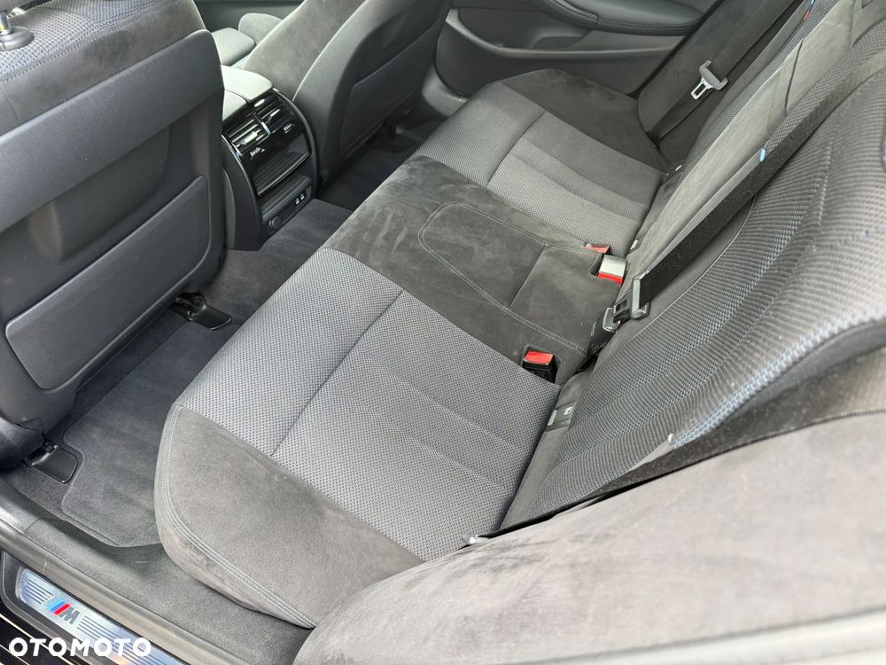 BMW Seria 5 530i GPF M Sport sport - 13