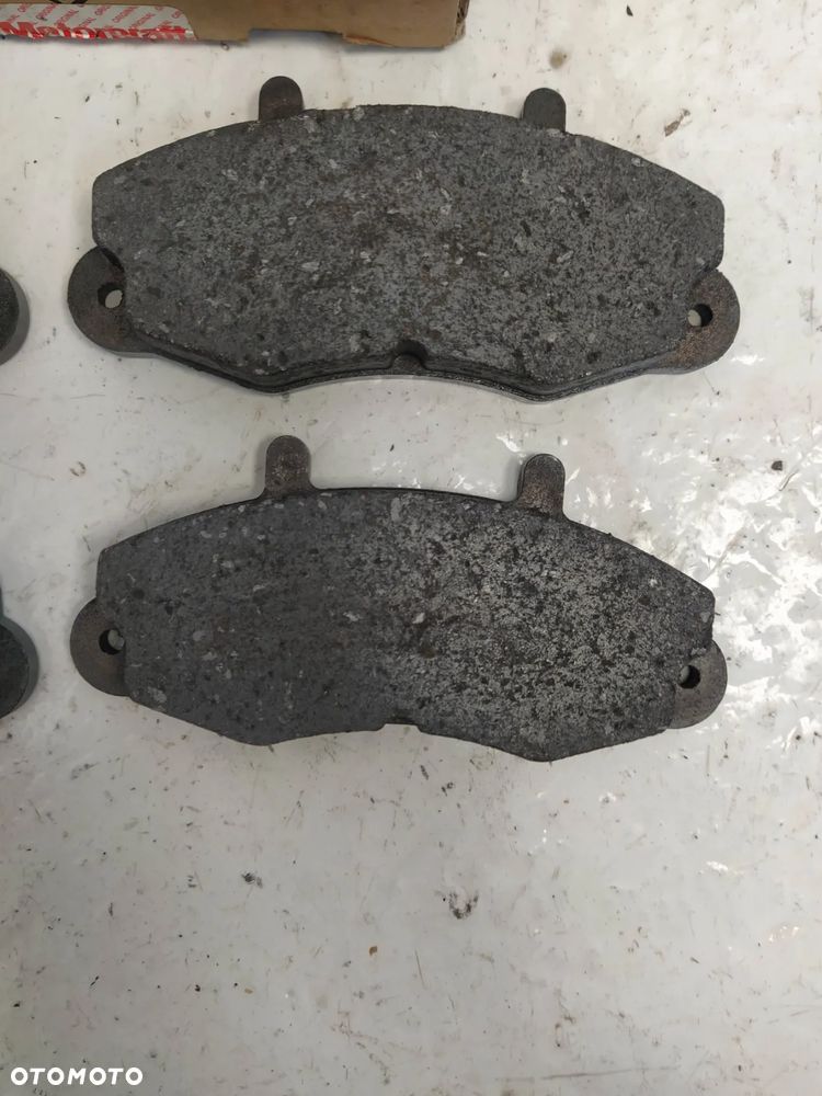 FORD TRANSIT 91-00 KLOCKI HAMULCOWE PRZÓD PRZEDNIE NOWY ORYGINAŁ - 7