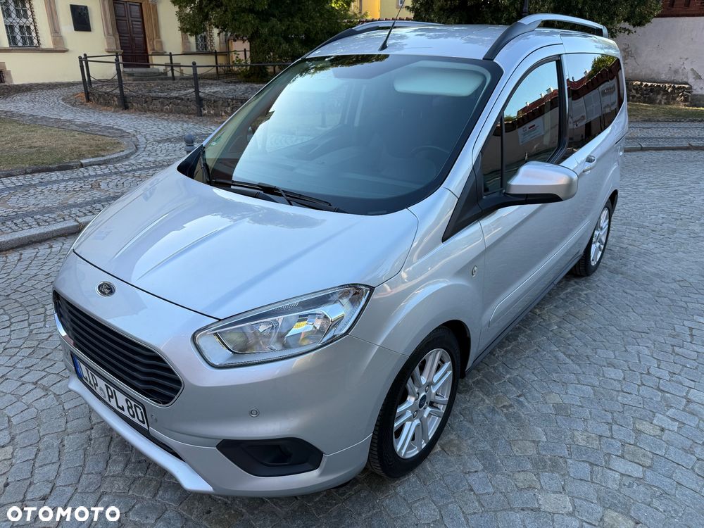 Ford Tourneo Courier 1.5 TDCi S&S Titanium - 3