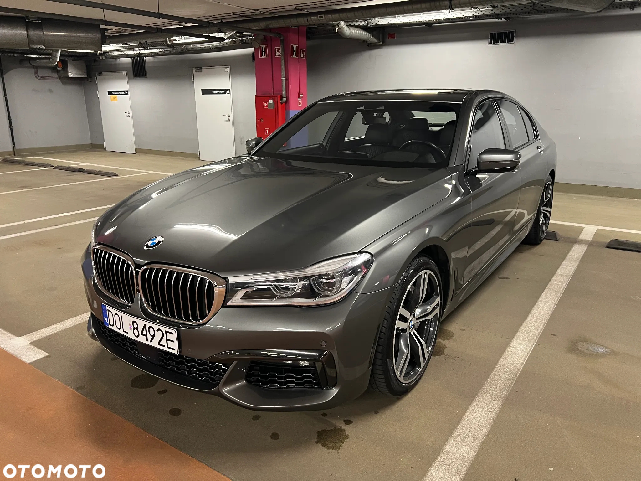 BMW Seria 7 750i xDrive - 7