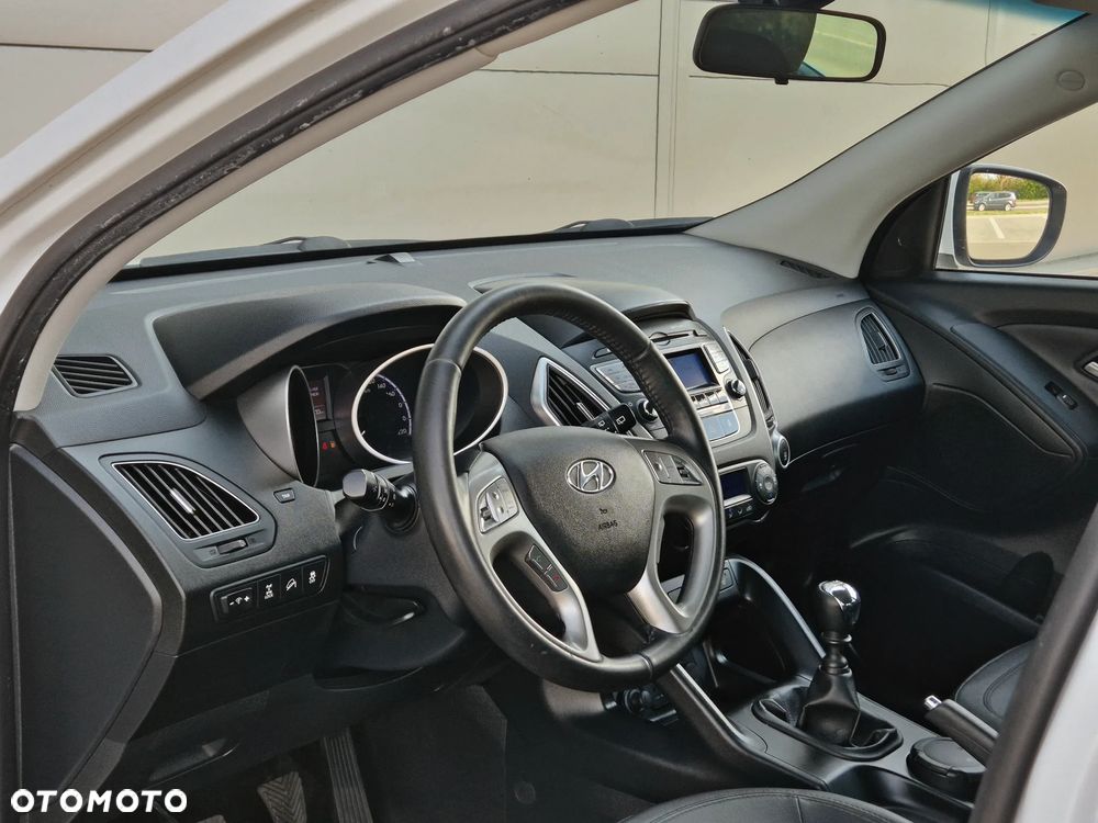 Hyundai ix35 2.0 CRDi 4WD Premium - 26