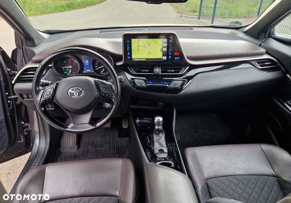 Toyota C-HR 1.8 Hybrid Prestige - 32