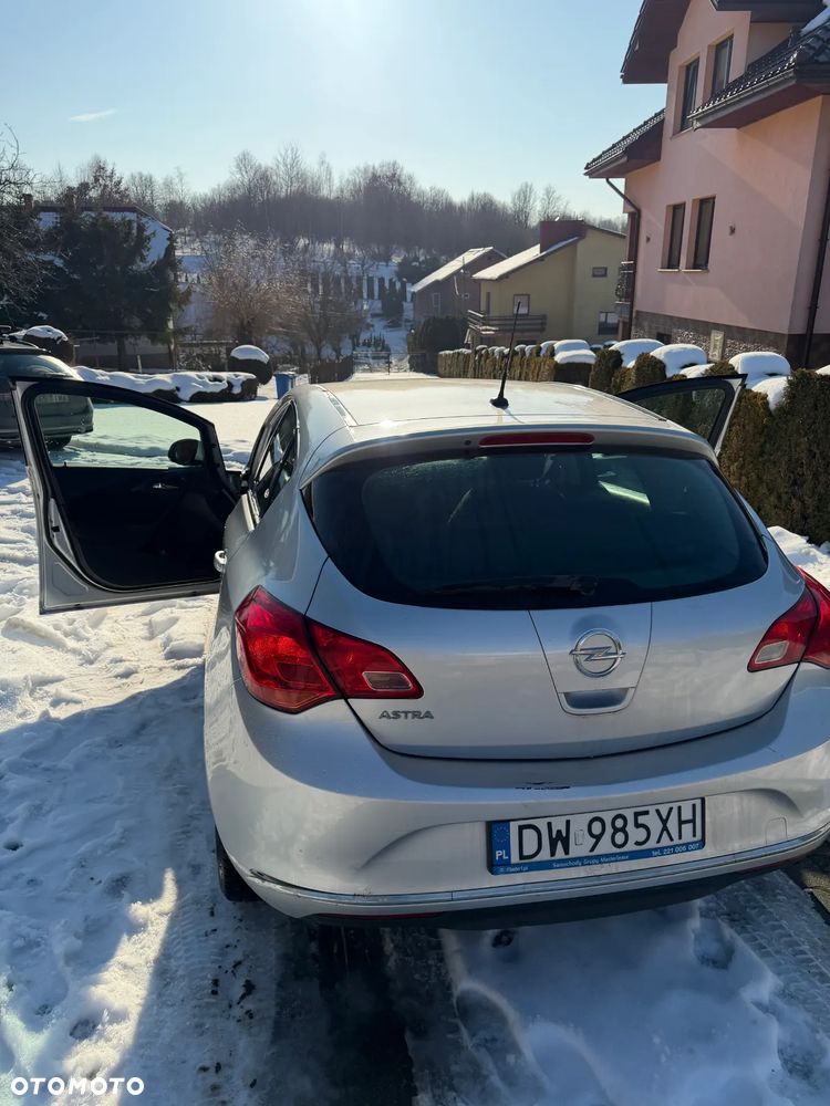 Opel Astra 1.6 CDTI Enjoy - 8