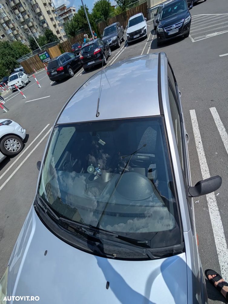 Ford Fiesta - 10