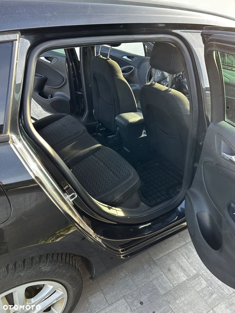 Opel Astra IV 1.6 CDTI Enjoy - 19