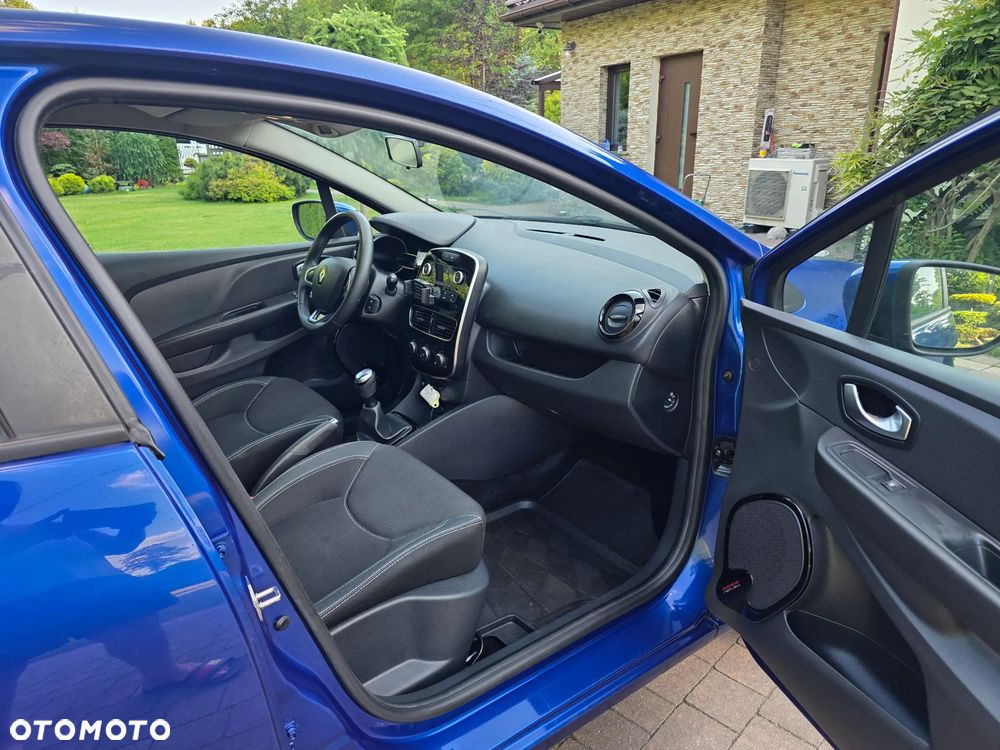 Renault Clio 1.2 16V Alize - 13