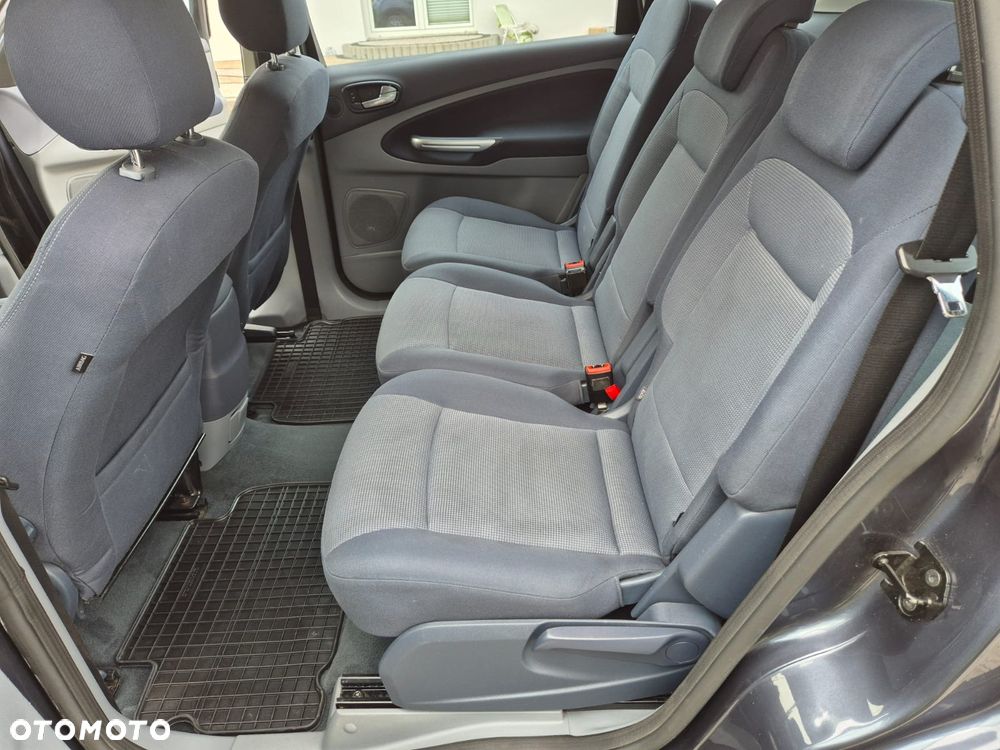 Ford S-Max 2.0 Titanium - 19