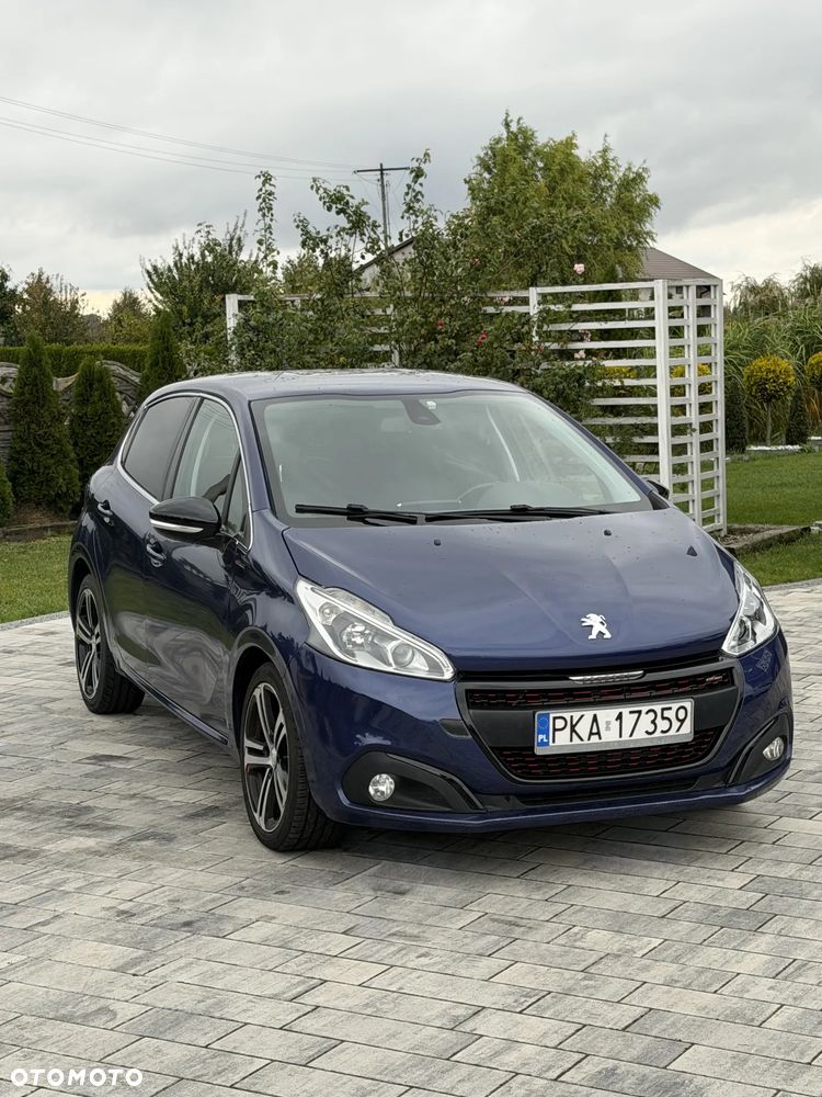 Peugeot 208 2018 photo 2