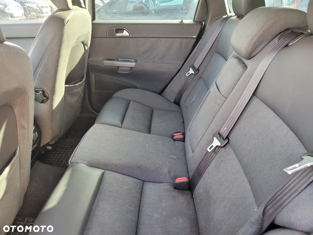 Volvo V50 - 6