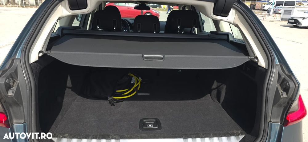 BMW Seria 3 330e Aut. Advantage - 19