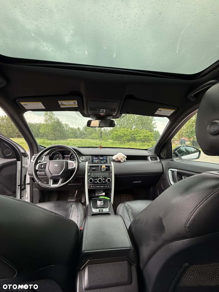 Land Rover Discovery Sport 2016 photo 5