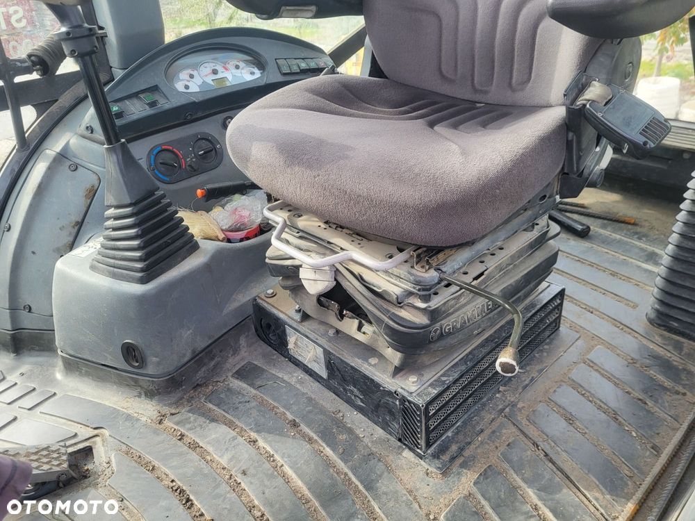 New Holland B110B 4X4 - 33