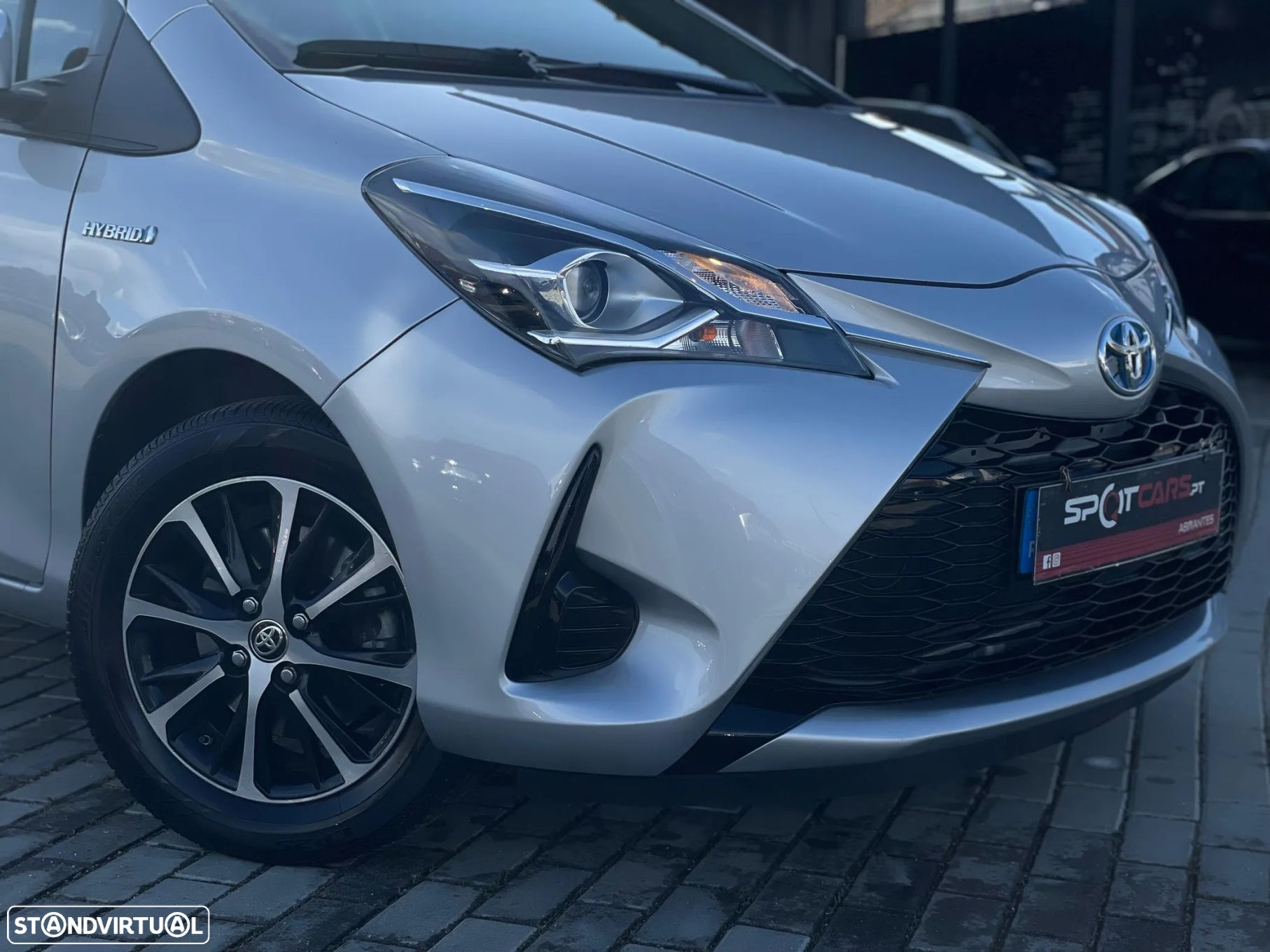 Toyota Yaris 1.5 HSD Comfort+P.Style - 8