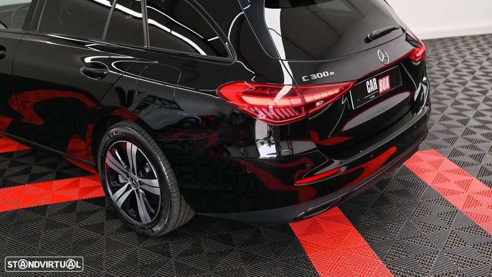 Mercedes-Benz C 300 e T 9G-TRONIC Avantgarde Advanced - 18