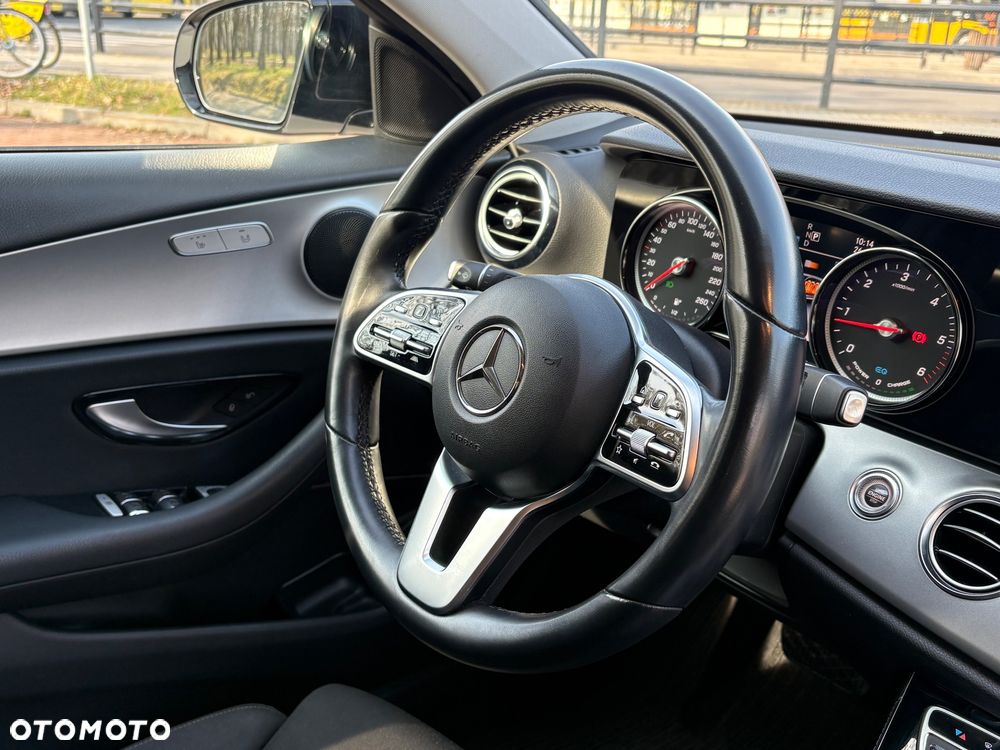 Mercedes-Benz Klasa E 300 de 9G-TRONIC Exclusive - 15