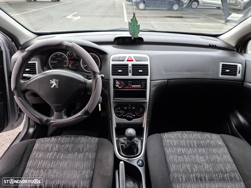 Peugeot 307 1.4 HDi XT Premium - 13