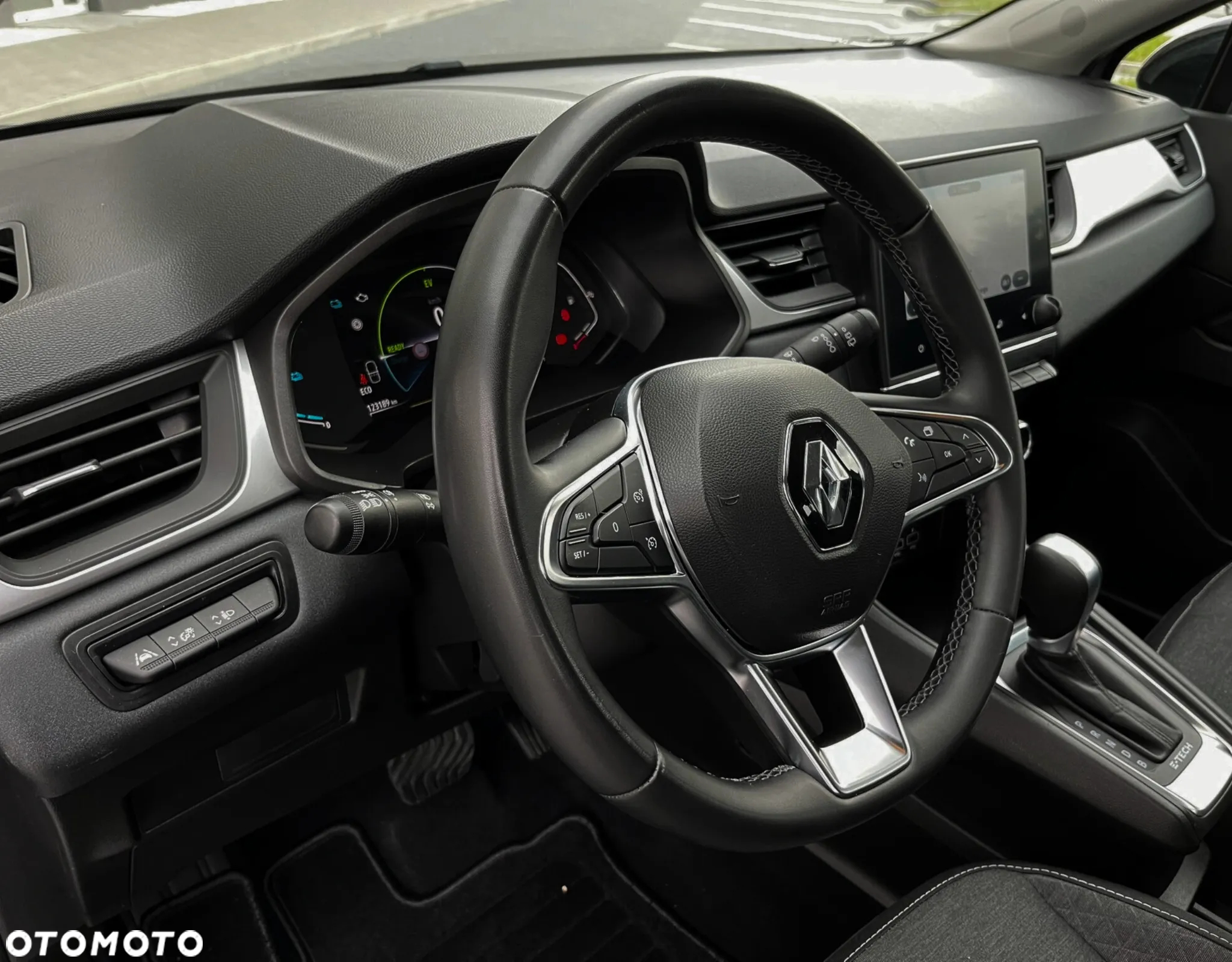 Renault Captur 1.6 E-TECH Full Hybrid 145 Techno - 22