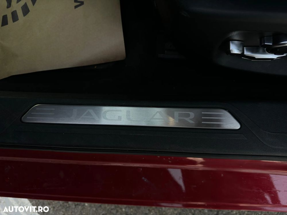 Jaguar XE 25d AWD Aut. Portfolio - 21