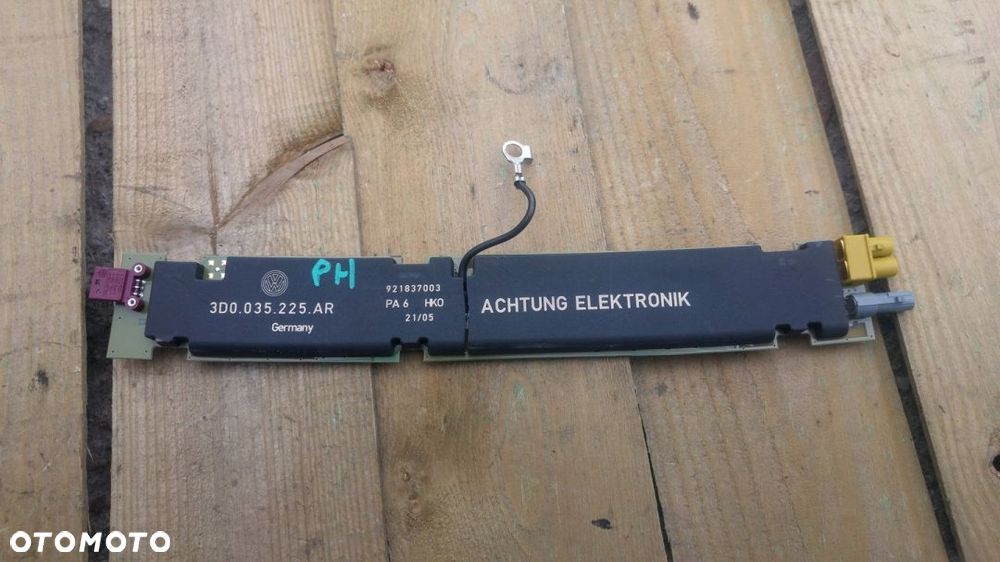 VW PHAETON WZMACNIACZ ANTENOWY ANTENY 3D0035225AR - 1