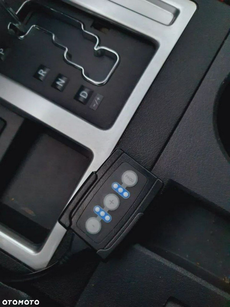 Dodge Nitro - 27