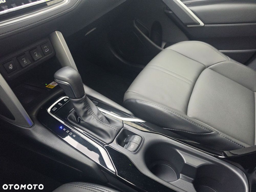 Toyota Corolla Cross 2.0 Hybrid Executive - 24
