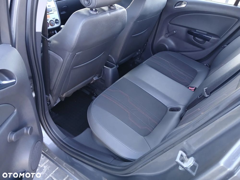 Opel Corsa - 11
