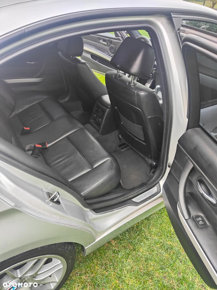 BMW Seria 3 - 12
