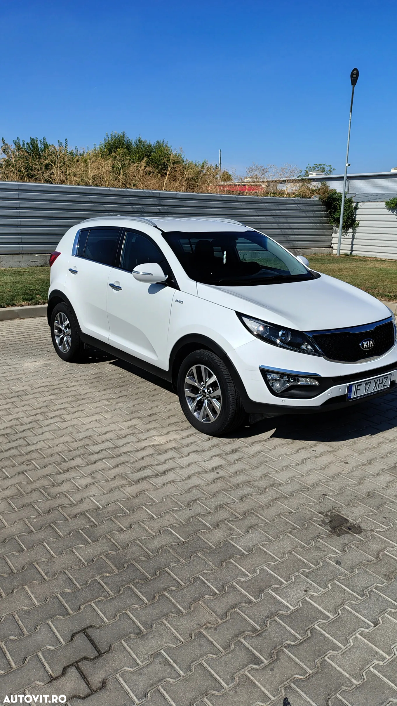 Kia Sportage 2.0 DSL MT 4x4 PREMIUM - 2