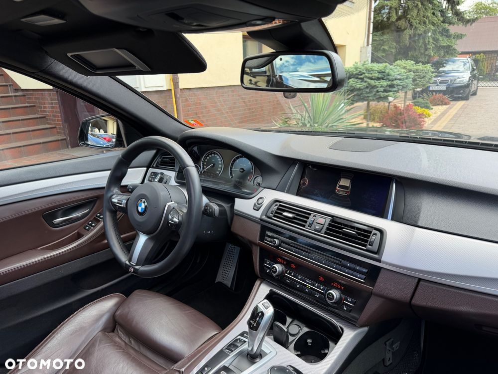 BMW Seria 5 520d M Sport Edition - 16