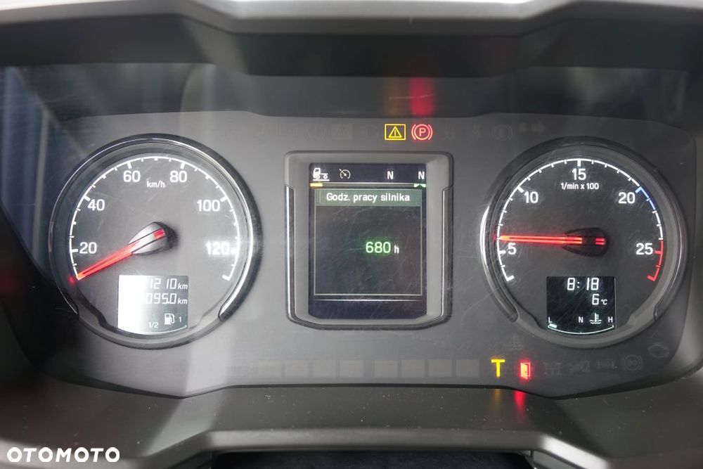 Scania R500 / EURO 6 / STANDARD / AUTOMAT / RETARDER / LODÓWKA  / 2 ZBIORNIKI /  KLIMATYZACJA POSTOJOWA - 32