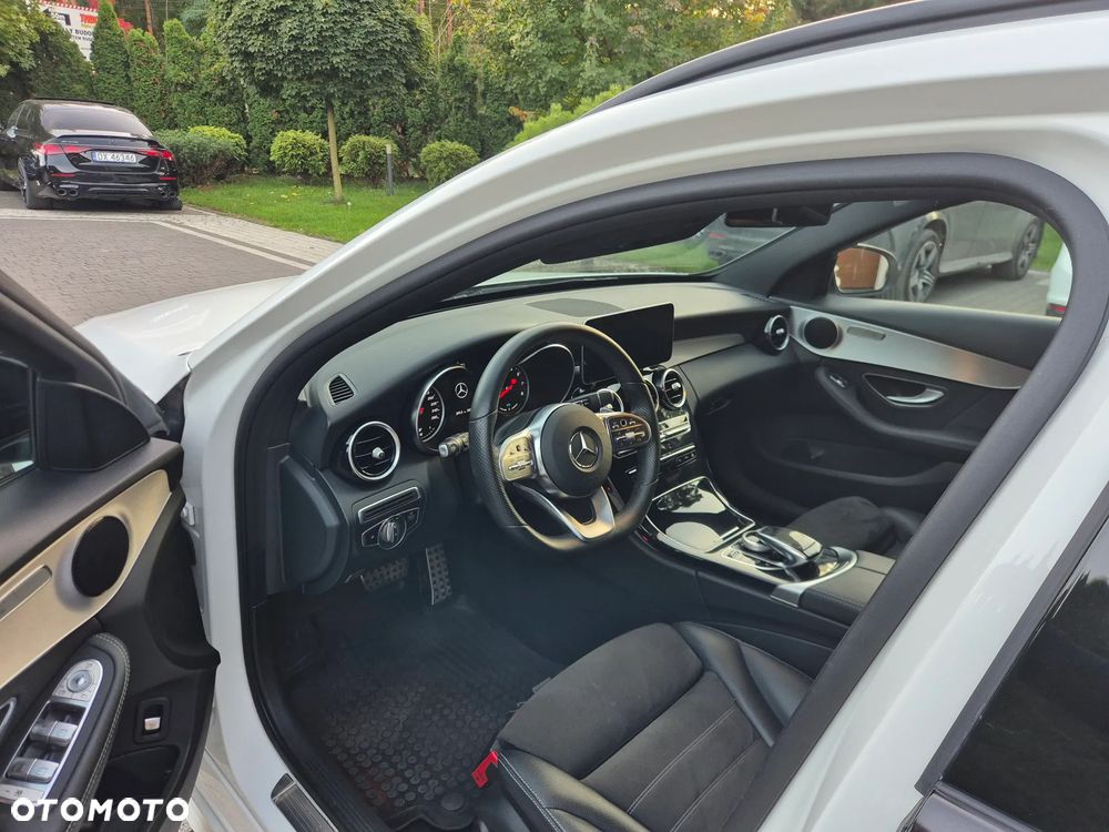 Mercedes-Benz Klasa C 200 4MATIC 9G-TRONIC - 20