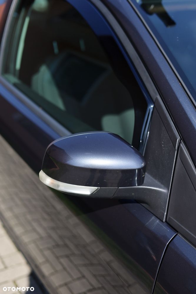 Ford Focus 1.8 Titanium - 12