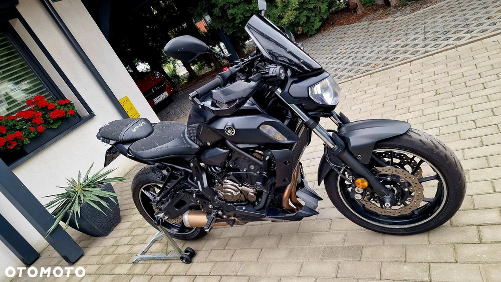 Yamaha MT - 16