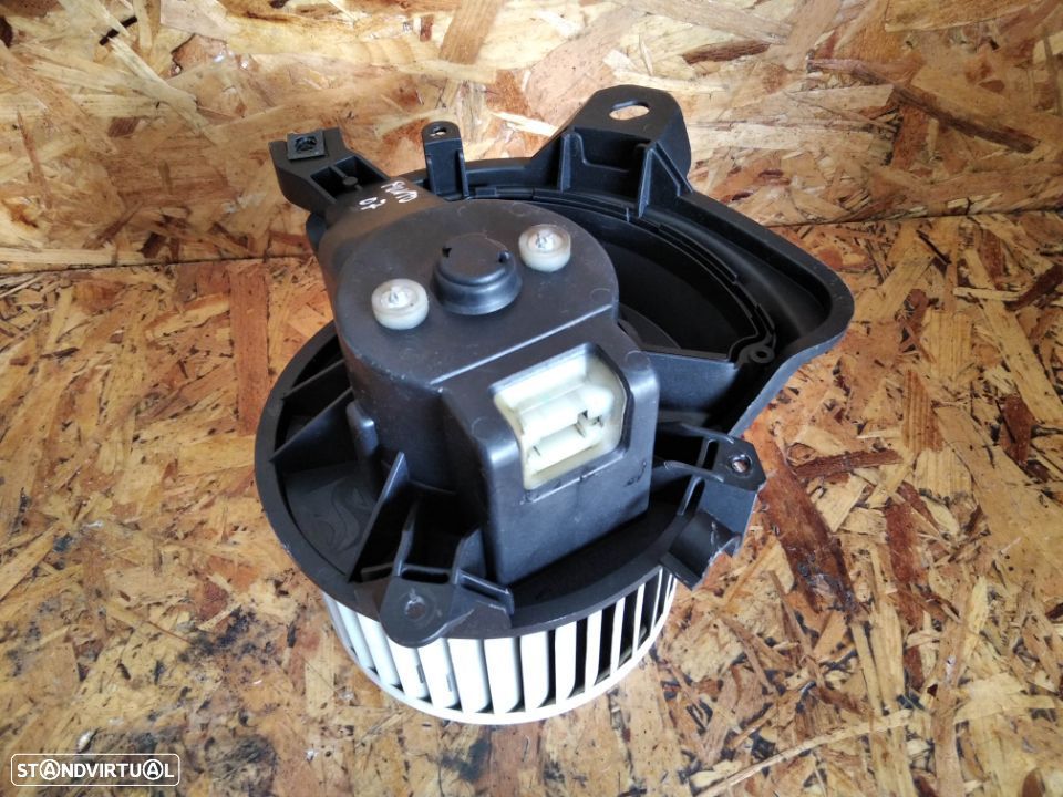 MOTOR DA SOFAGEM FIAT GRANDE PUNTO 05-> - 1