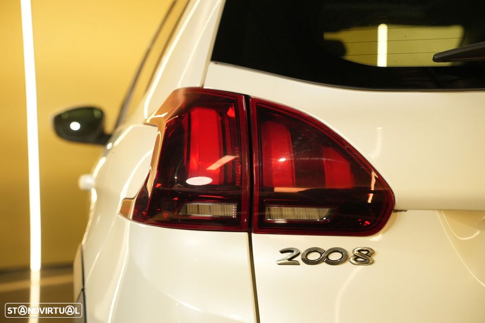 Peugeot 2008 1.5 BlueHDi Crossway EAT6 - 10
