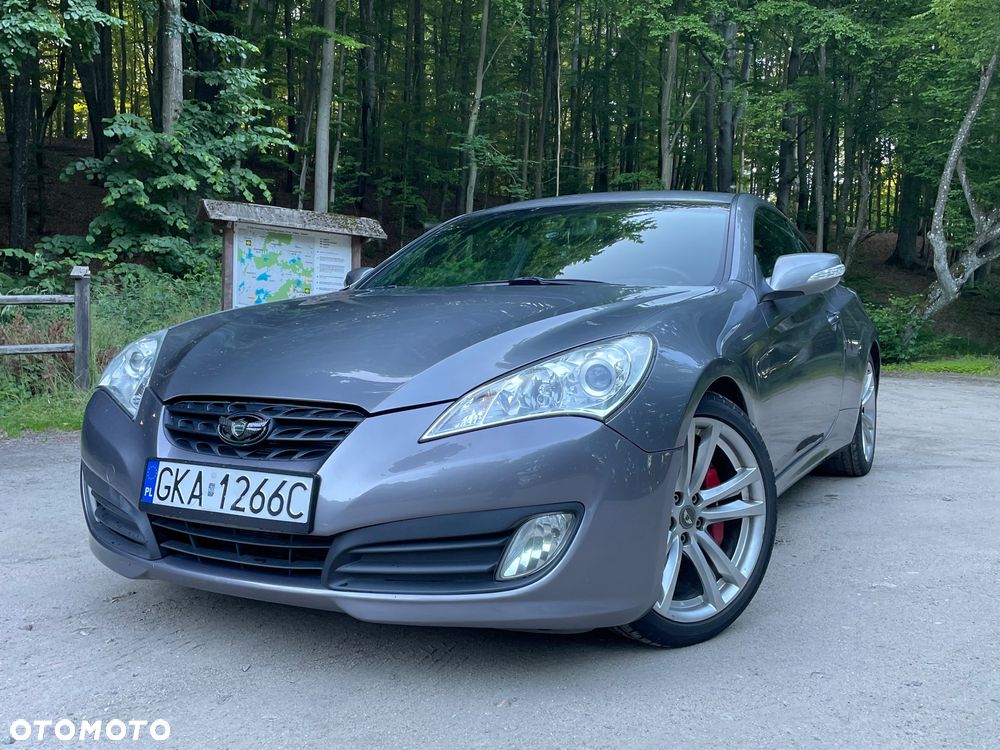 Hyundai Genesis Coupe 3.8 V6 Executive - 1