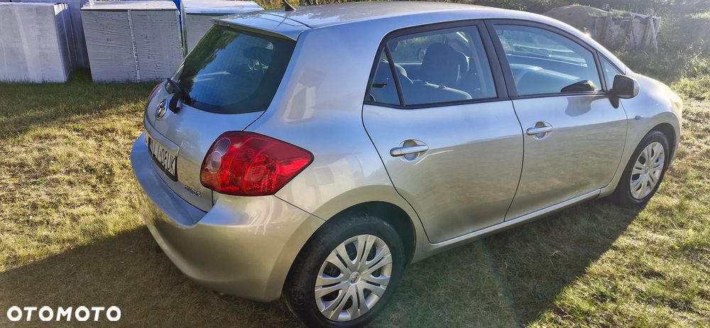 Toyota Auris 1.4 VVT-i Luna - 11