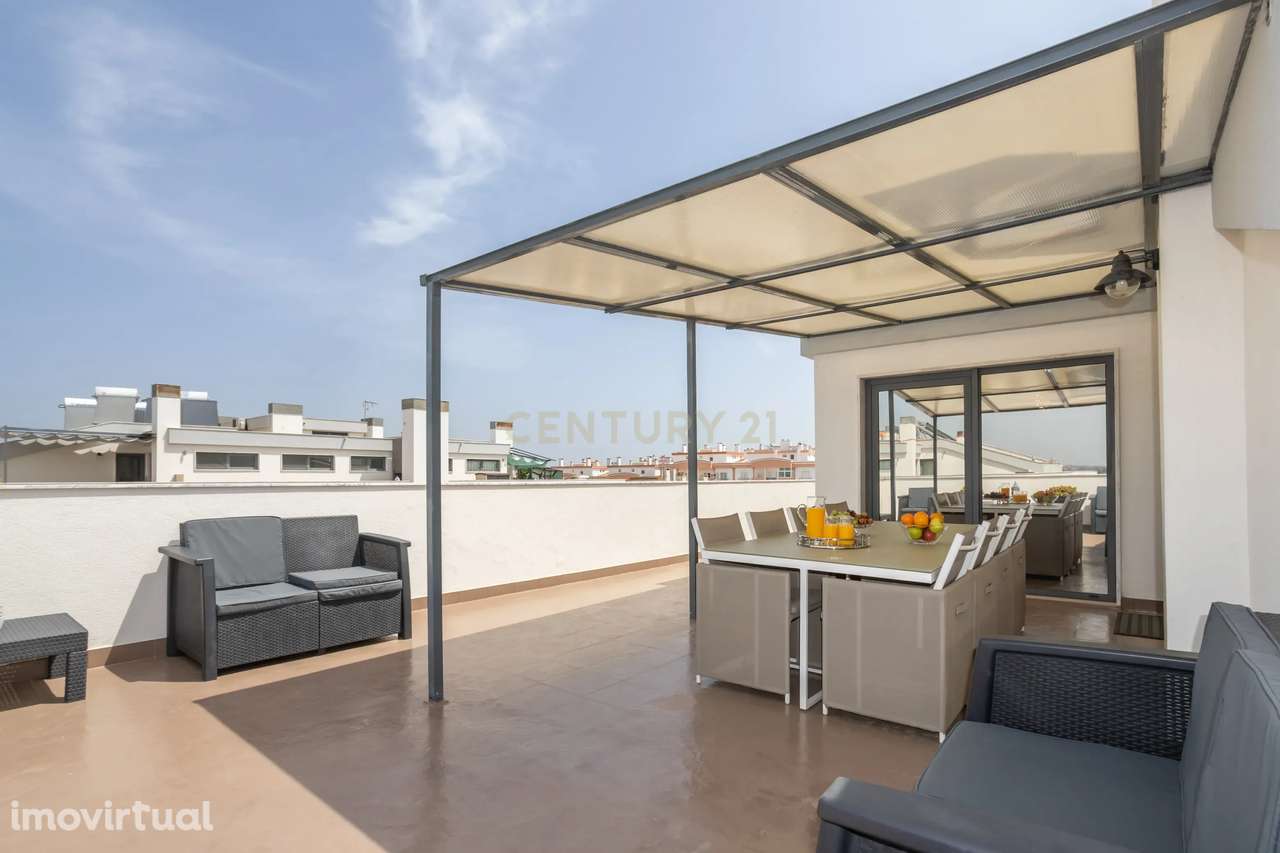 Apartamento Duplex Premium T4+1 Seixal - Arrendamento - Grande imagem: 2/60