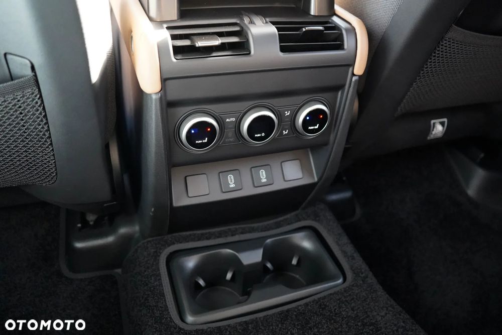Land Rover Defender 3.0 D350 mHEV X-Dynamic HSE - 39