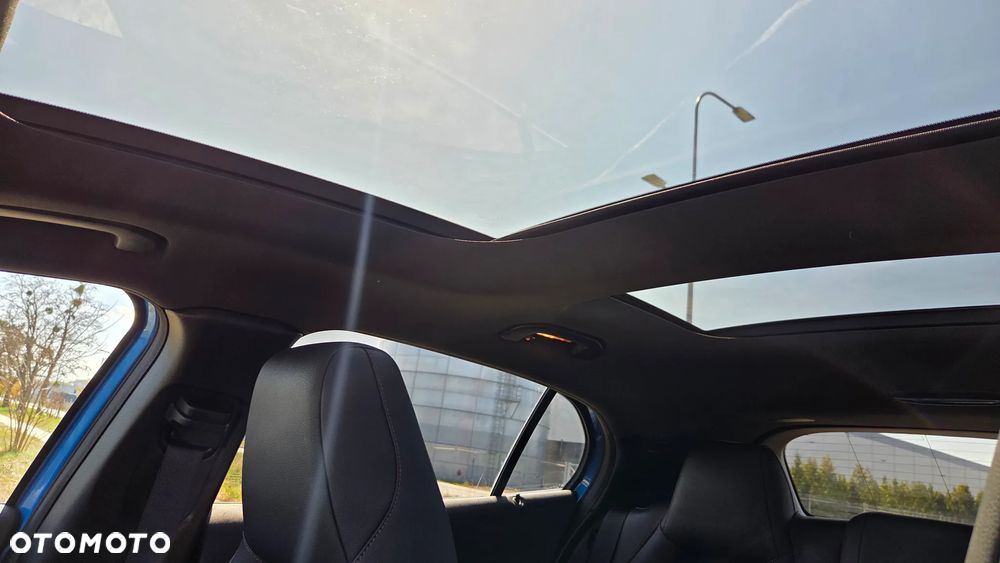 Mercedes-Benz GLA 200 7G-DCT AMG Line - 16