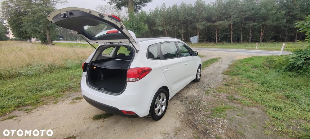 Kia Carens 1.7 CRDi L - 16