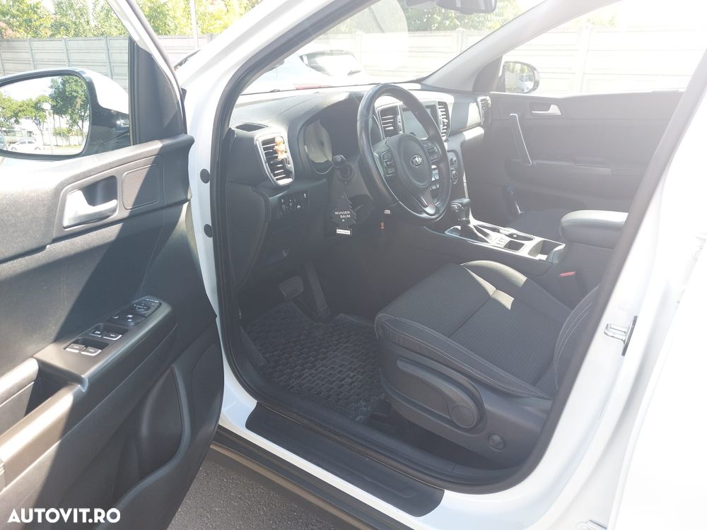 Kia Sportage 2,0 CRDI AWD Aut. Platinum - 8