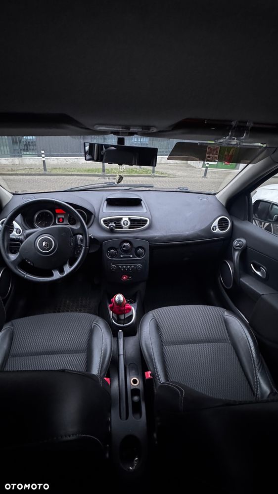 Renault Clio 1.5 dCi Extreme - 6