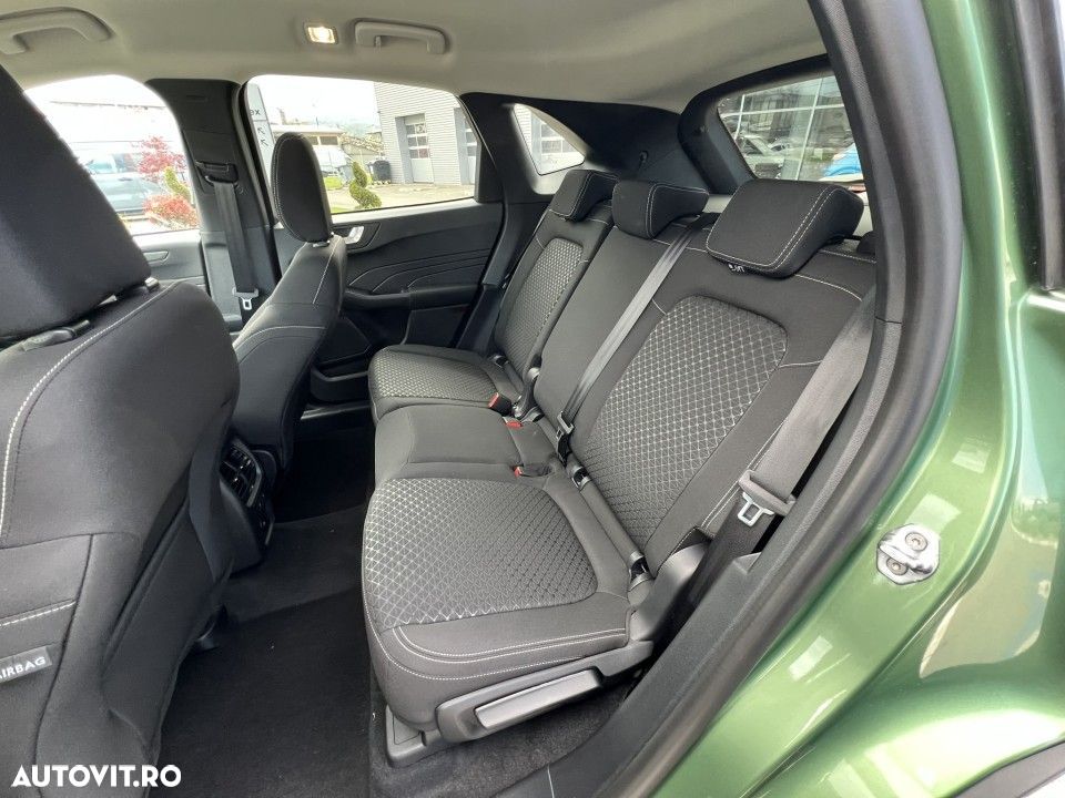 Ford Kuga 2.5 Duratec FWD PHEV Titanium - 28