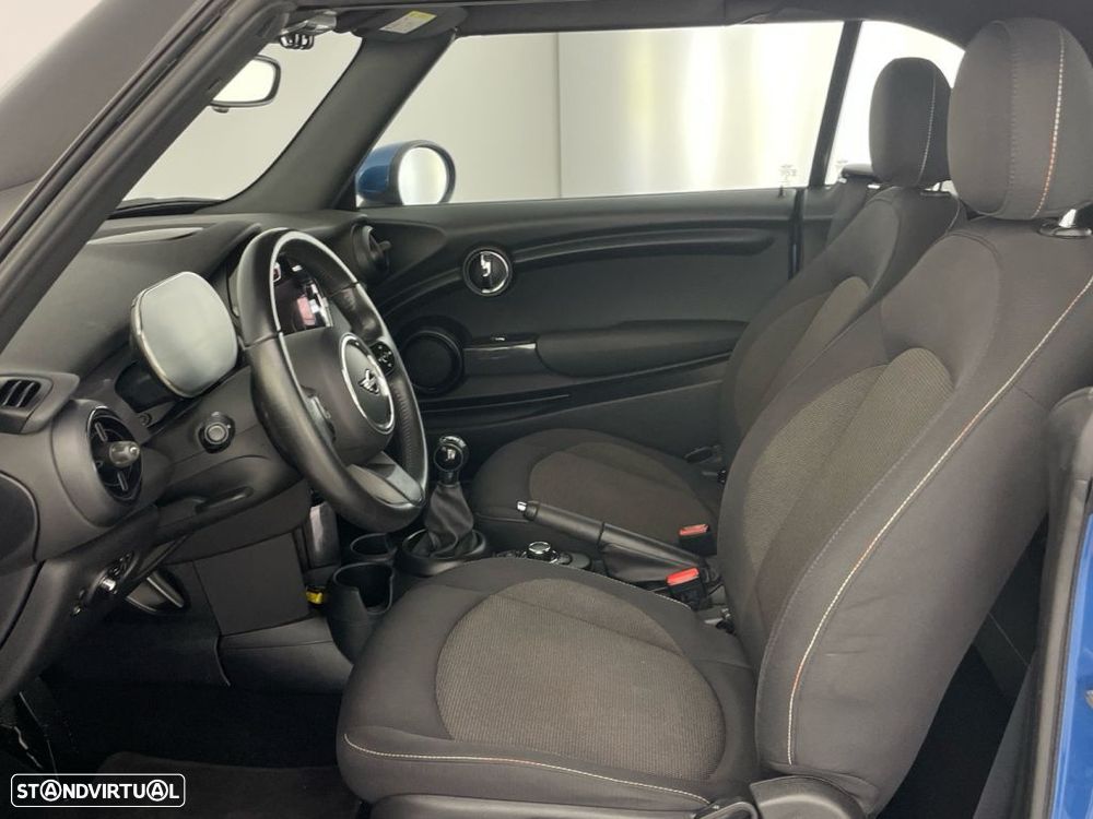 MINI Cabrio One — fotografia 11