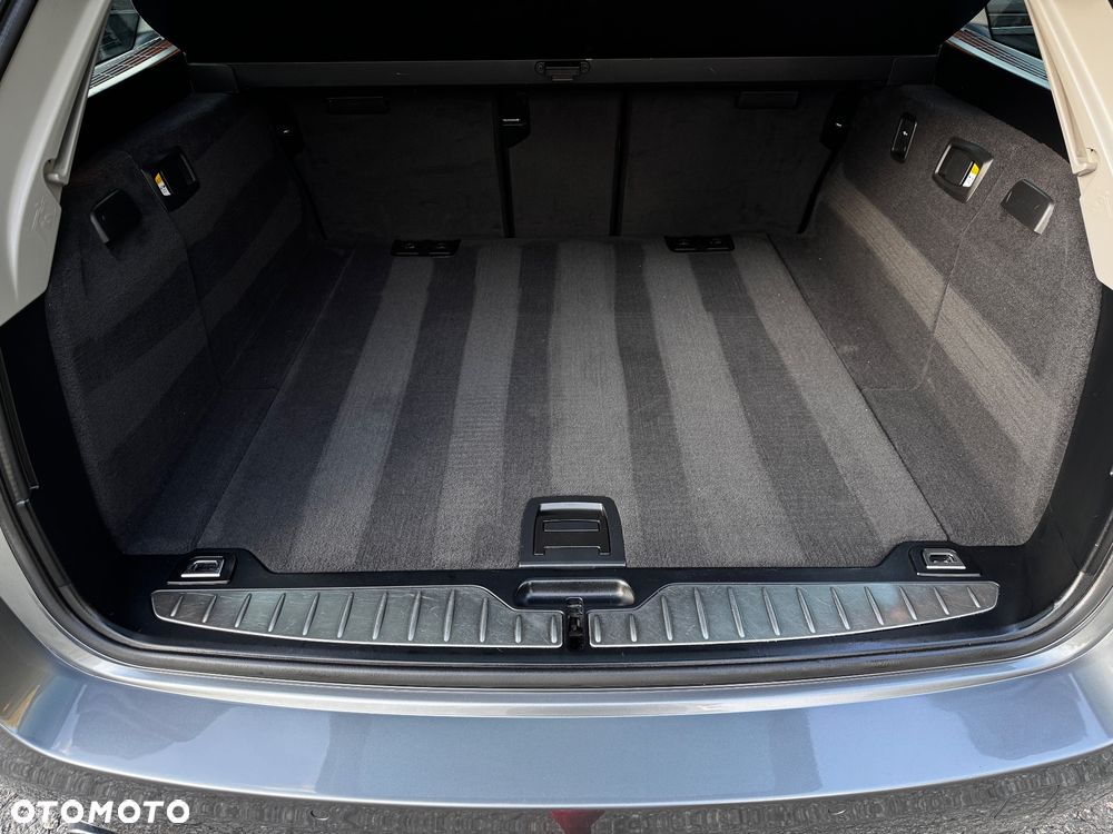 BMW Seria 5 530d xDrive Luxury Line - 15