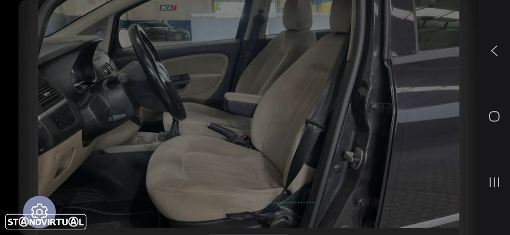 Fiat Linea 1.3 M-Jet Emotion - 13