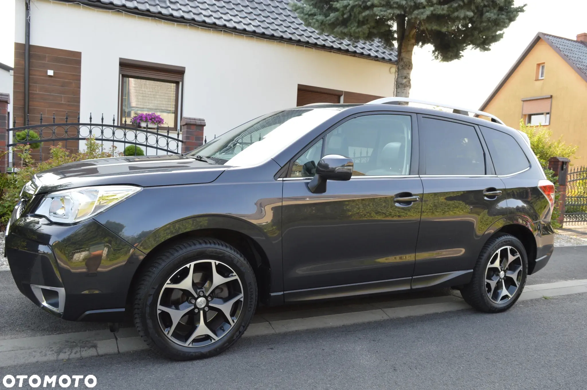 Subaru Forester 2.0XT Platinum Lineartronic - 8